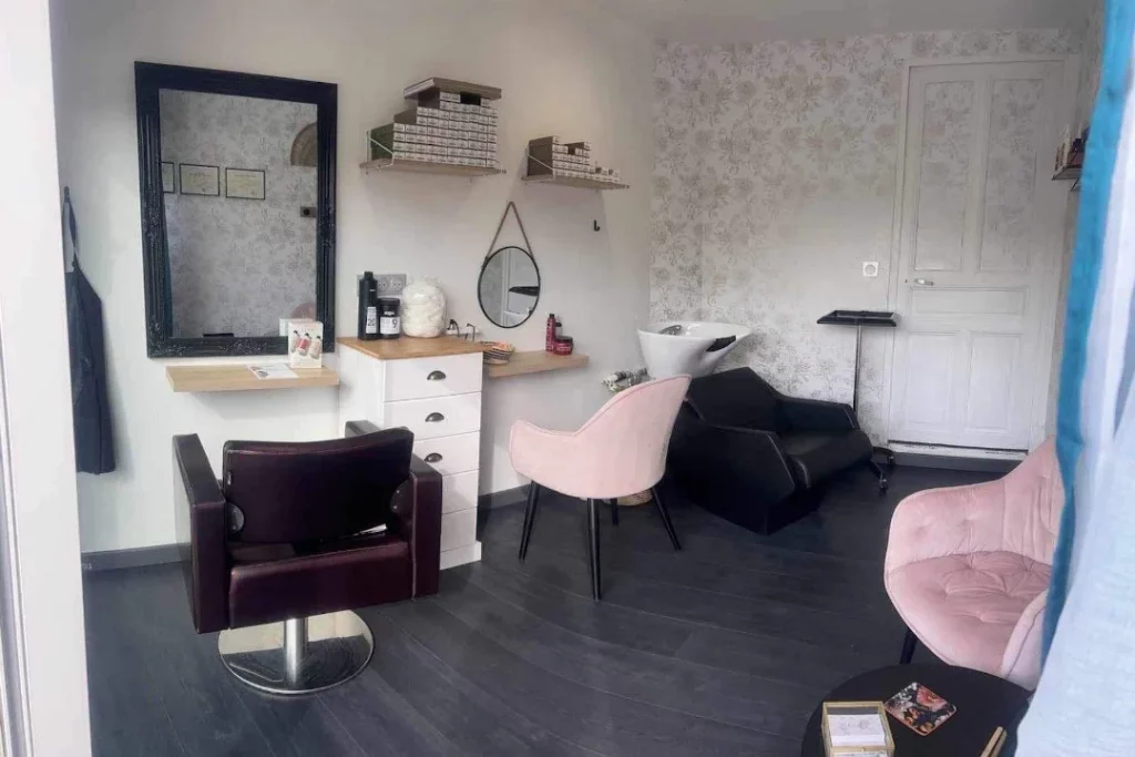 Salon de coiffure mixte à Proyart – Coiffeuse visagiste et espace beauté élégant